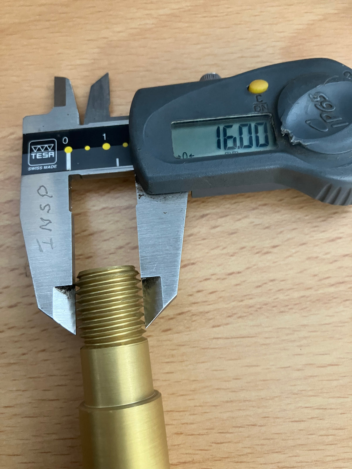 CARVER CASCADE 2 WATER HEATER TIE ROD BAR 16MM. INCLUDES TANK SEALS AND NUT SEAL KIT. MADE IN UK