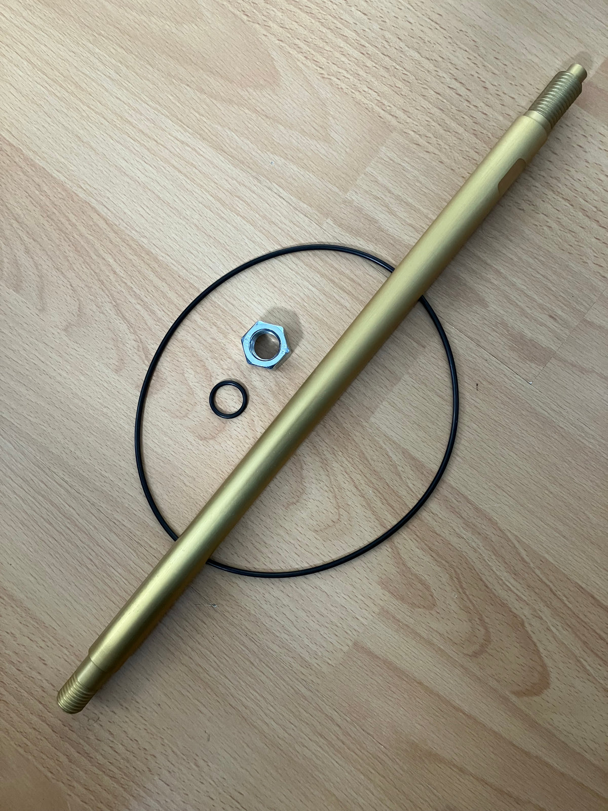 CARVER CASCADE 2 WATER HEATER TIE ROD BAR 16MM. INCLUDES TANK SEALS AND NUT SEAL KIT. MADE IN UK